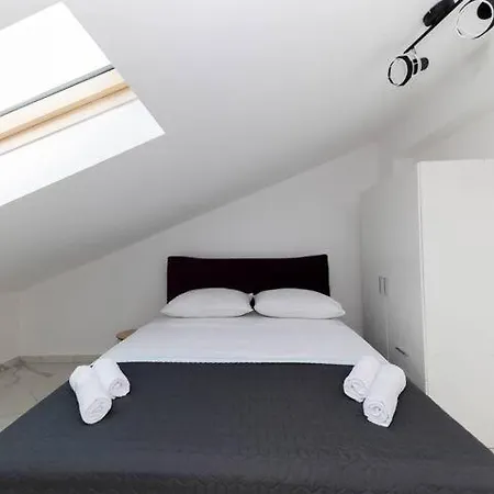 Sunset Penthouse With Jacuzzi & Seaview Apartment Petrčane